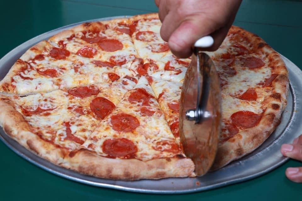 Armando's Pizza
